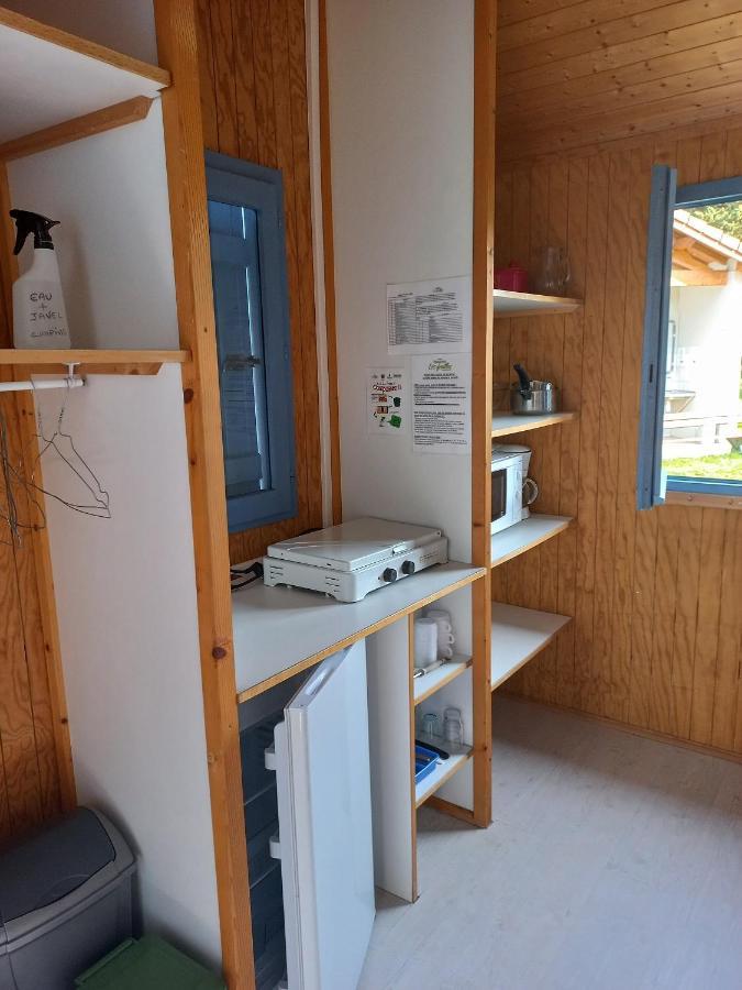 Camping Les Feuilles Chauffailles Eksteriør billede