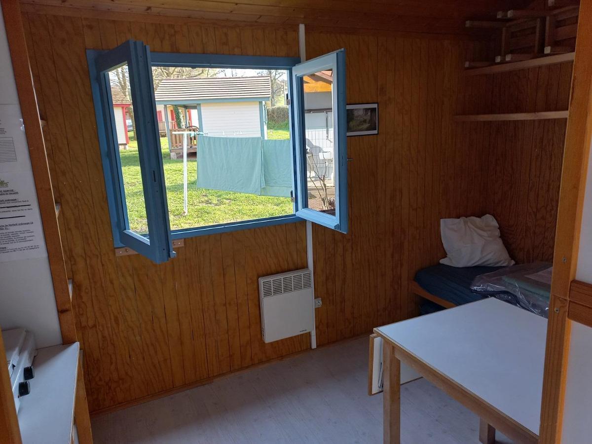 Camping Les Feuilles Chauffailles Eksteriør billede